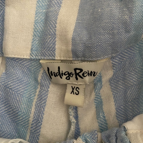 Indigo Rein Juniors Striped Tie Waist Shorts - Picture 2 of 2